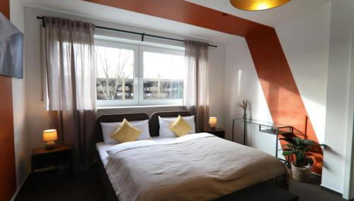 Urban Lodge Erlangen I Superzentral I Free Parking I WLAN I Netflix - Foto 3