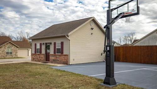 Tiny Home with Hot Tub Near Ft Leonard Wood! - Foto 3