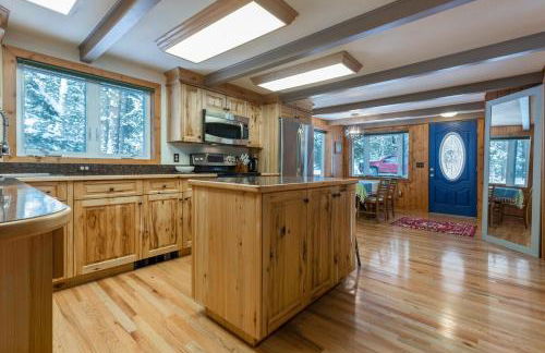 Glacier Snow Fox Lodge - Inside Glacier Park - Foto 8