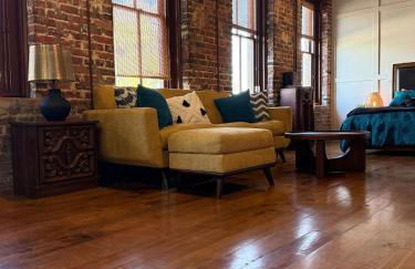 Exposed Elegance - Foto 21