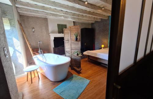 À louer : Ancienne forge avec sauna, piscine, proche plage et sites historiques - FR-1-591-193 - Foto 14