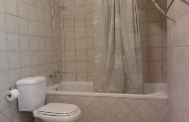 Historical Charming Vintage Villa with 4 bedrooms & country views 4 Villa by RedAwning - Foto 20