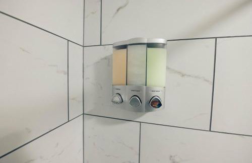 Spacious home away from home! Hot tub! - Photo 15