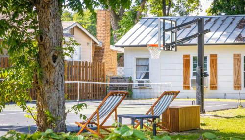 Waterfront Pickleball Court Wurstfest Stay - Foto 2