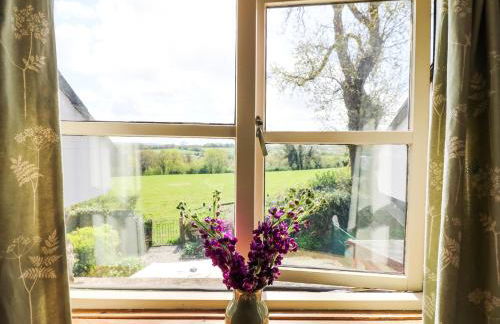 Chilvery Farm Cottage - Photo 12