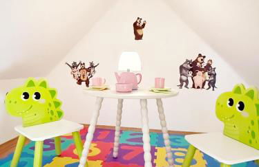 Luxuriöse Ferienvilla mit Garten, Gaming Zone & Netflix - Foto 30