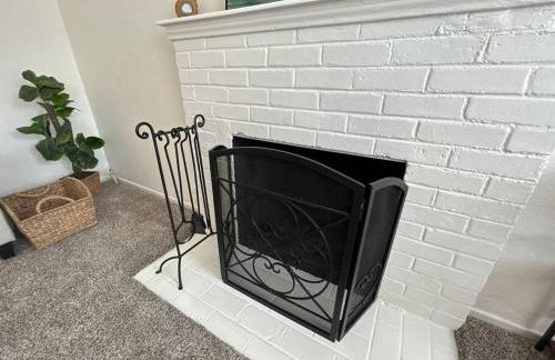 Entire Home by Newport Beach, Disneyland and SNA! - Foto 21