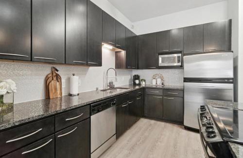 Modern Stylish Suite Design District Dallas - Foto 30