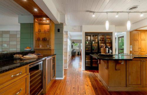 TreeTops Spacious Architectural Retreat - Foto 31