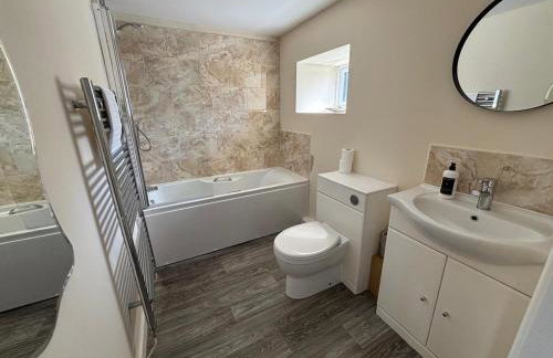 Coastal Bliss Charming Cottage near Borth beach - Foto 20