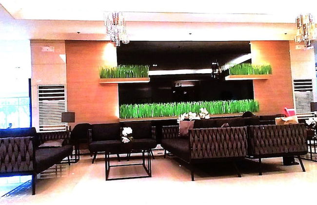 THE PROMENADE - SM North Edsa QC Manila - Photo 4