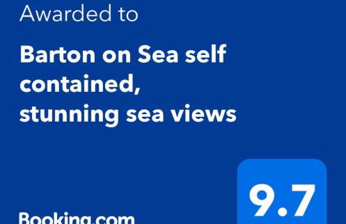 Barton on Sea self contained, stunning sea views - Photo 2