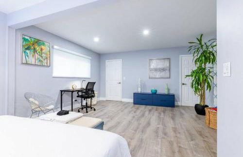 Casa Tropicana - Heated Pool, Game Room & Mins from beach - Foto 13