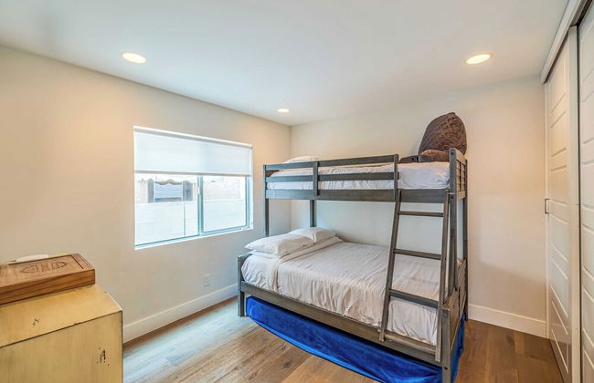 Private Rooftop + Steps to the Beach Chic Design Seaside Style by Avantstay - Foto 8