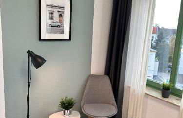 Helle geräumige 3R City-Wohnung, Balkon und TV Streaming - Foto 9