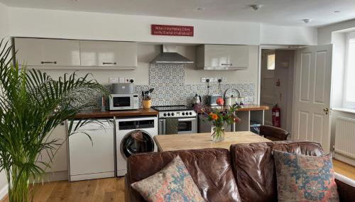 Stylish 1-bed Cottage Escape in Piddlehinton - Foto 3, stove, dishwasher, pet friendly, toaster