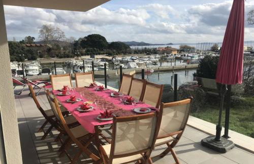 SUPERBE VILLA VUE MER JUSQU'A 14 COUCHAGES La LONDE LES MAURES Entre HYERES et Le LAVANDOU 4 Etoiles PISCINE CHAUFFEE - Foto 5