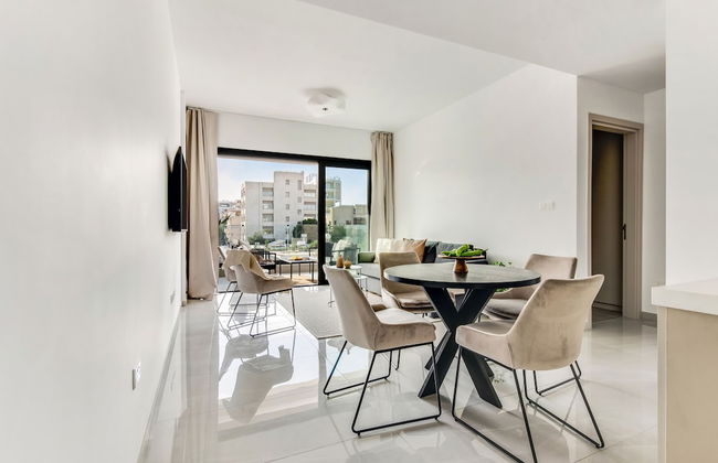 Sanders Premier - Cozy 2 bdr apt With Balcony - Foto 7