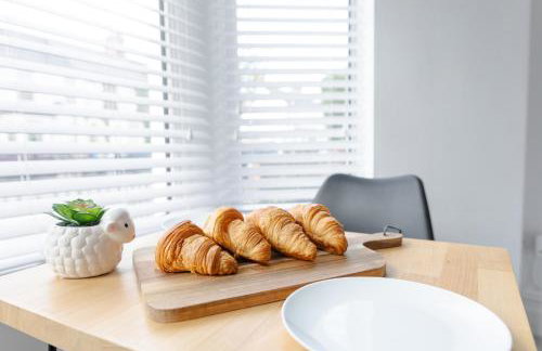 Bay City Studio Apartments - Foto 6