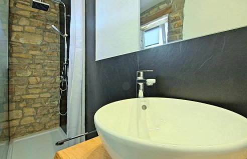 Gorgeous Apartment In Buje With Wifi - Foto 32