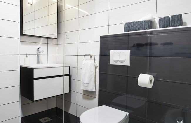 Villa with Swimming Pool, Outdoor Kitchen, Sauna, Hot Tub, Play Area, Sea View - Foto 20