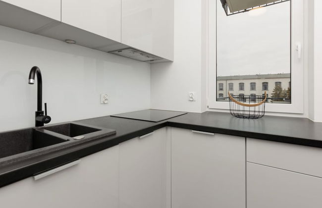 Minimalist Apartment in Łódź by Renters - Foto 8