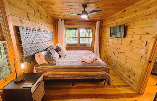 Quiet Ellijay Cabin 2 Master Ensuites, Stunning Views, Hot Tub, Dogs Welcome - Foto 9