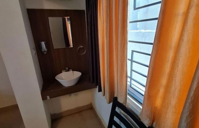 S4 SRUTHI SERVICE APARTMENT - Foto 5