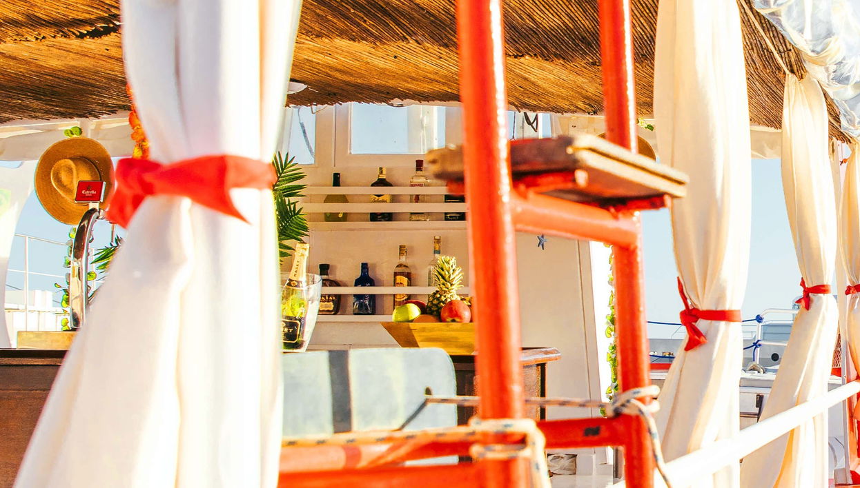 Excursão a Formentera de barco de madeira