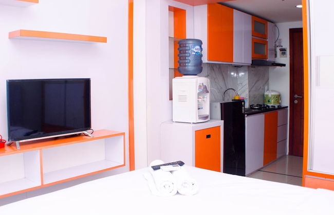 Best Deal And Comfy Studio Tamansari Mahogany Apartment - Foto 8
