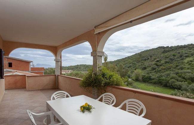 Apartment Janna Di La Chessa Vista Su Tavolara - Photo 1