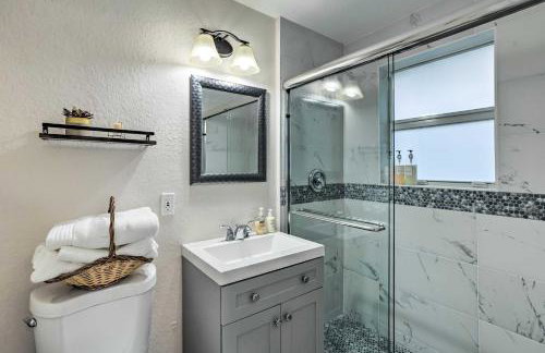 Inviting Apartment Less Than 2 Mi to Riviera Beach! - Foto 19