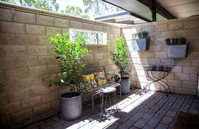 The Retreat at Stirling - Photo 18