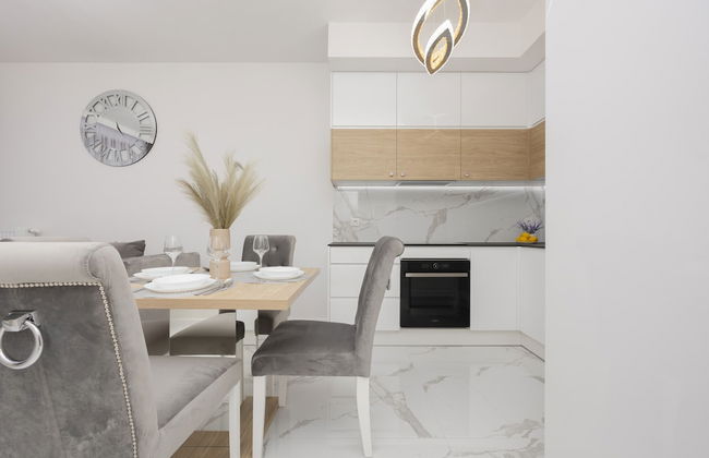 Luxurious Grey Apartment by Renters - Foto 24