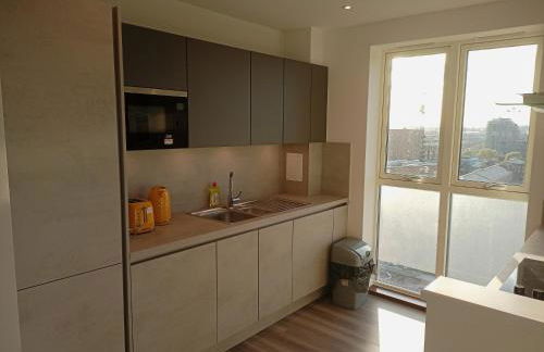 London Serviced Accommodation x RM13 x DM 4 Weekly x Monthly Offers - Foto 4