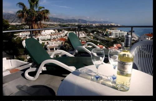 Modern Villa + Infinity Pool. Best views in Nerja! - Foto 39