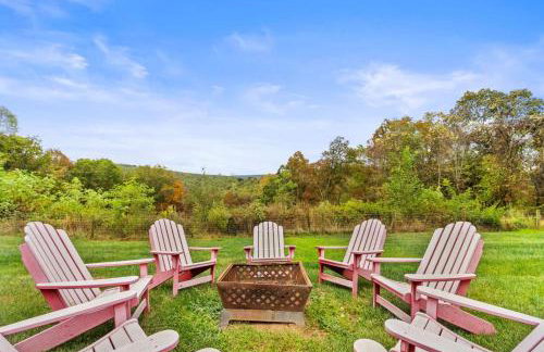 Family Mountain Escape w Private Suite Modern Comforts - Foto 57