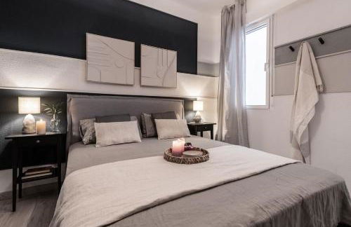 Zambrano - 4 bedrooms and office in Trafalgar - Photo 8