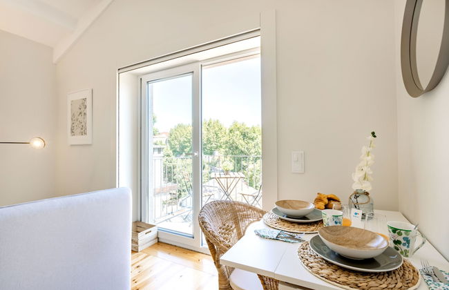 Porto Downtown Studio with Balcony - Foto 15