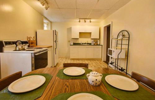 Suites on Main - Photo 7