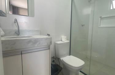 03 quartos (ar condicionado e ventilador), até 10 pessoas, garagem, atrás do hospital da Unimed apt 202 - Foto 8