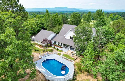 Spacious Getaway By Wolf Pen Gap 15 Acres and Pool! - Foto 42