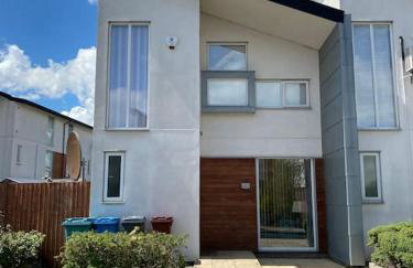 3-bedroom house - car parking - air conditioning - Foto 7