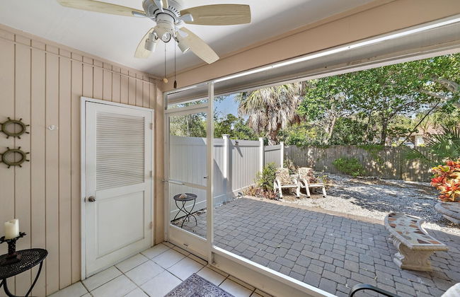 Sunset Sanctuary 2 Bedroom Condo by RedAwning - Foto 26