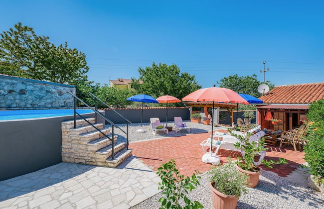 Nice Apartment With Pool - Foto 16