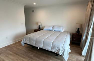 Steps From Beach & Boardwalk, Ocean Views with 5 Decks, 3 Cars - Foto 9