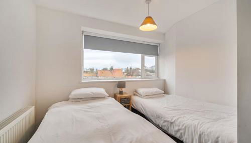 Central Filey Family Cottage for Groups with Super King Bedroom and Bunk Room - Foto 5