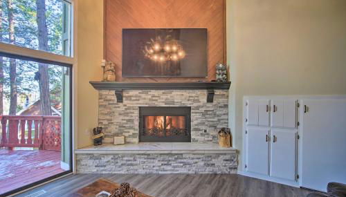 Lake Arrowhead Family Home with Deck! - Foto 5