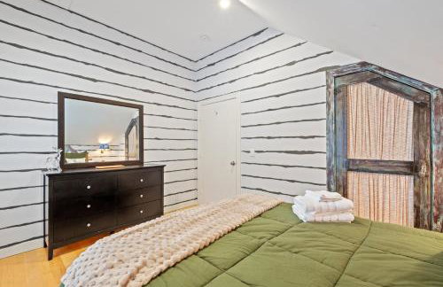 RiverNest - 1700 feet of Private Frontage on the Pemi River - 25 Acres, Sleeps 16, Close to Golf, Skiing, Hiking - Foto 25