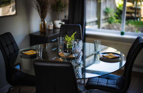 Home from home - Photo 10